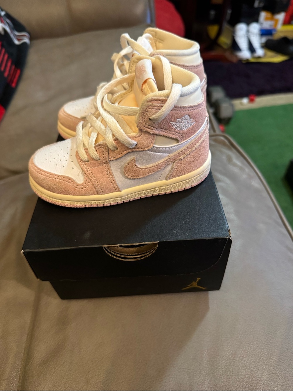 Nike Kids High-Top Sneakers in Pink and White